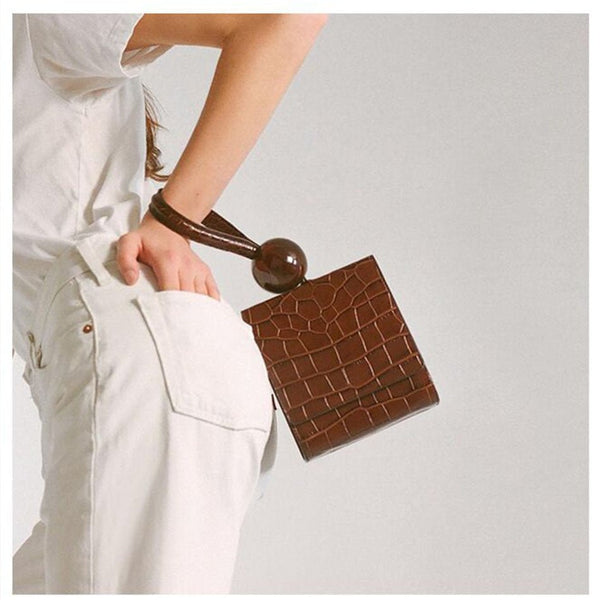 Flip tote bag